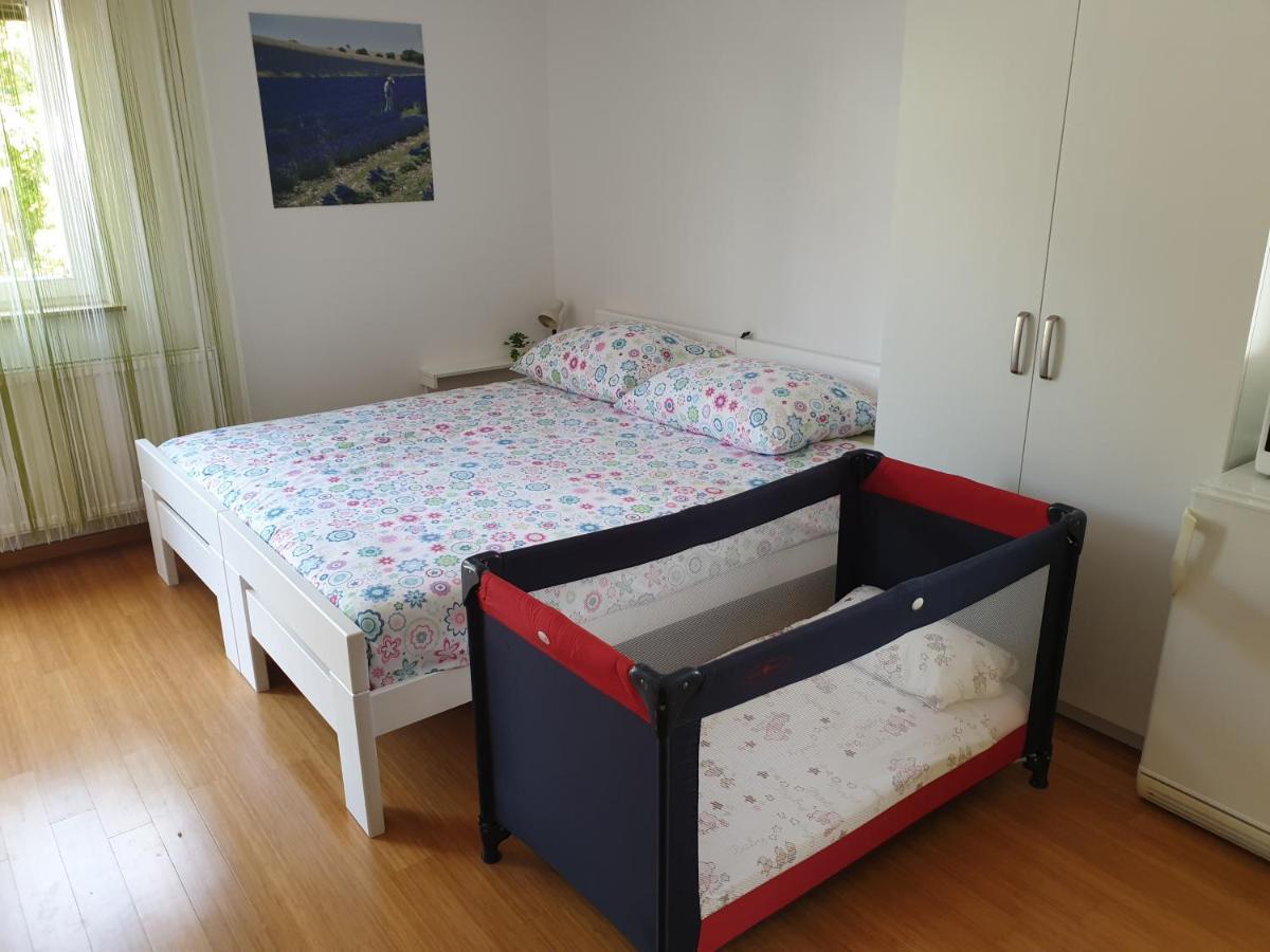 Studio Emma Ljubljana - Free Parking, Ac, Wifi Eksteriør bilde